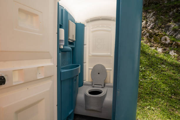 Best Wedding porta potty rental  in Union City, MI
