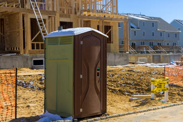Best Portable restroom trailer rental  in Union City, MI