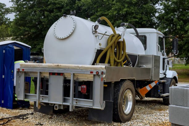 Best Luxury portable toilet rental  in Union City, MI